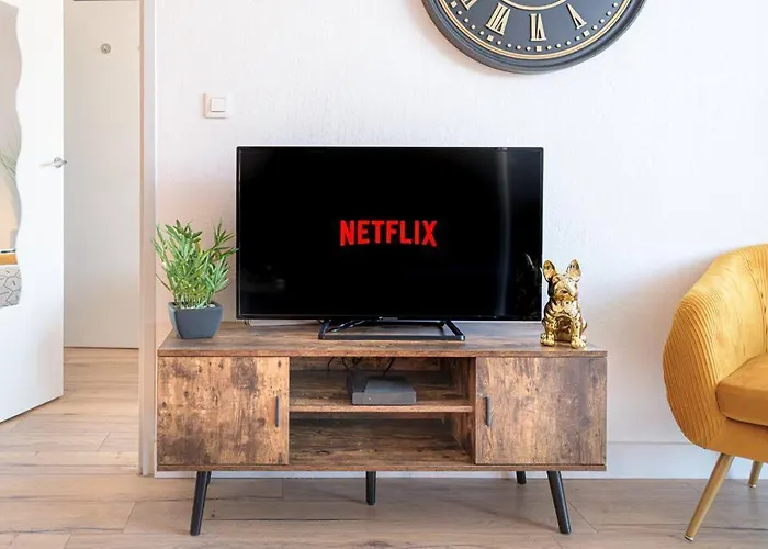 Apartment Le Bleu Nuit Piscine Parking Netflix Cafe