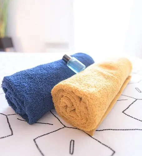 Le Bleu Nuit Piscine Parking Netflix Cafe