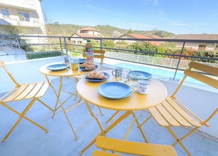 Apartament Le Bleu Nuit Piscine Parking Netflix Cafe *